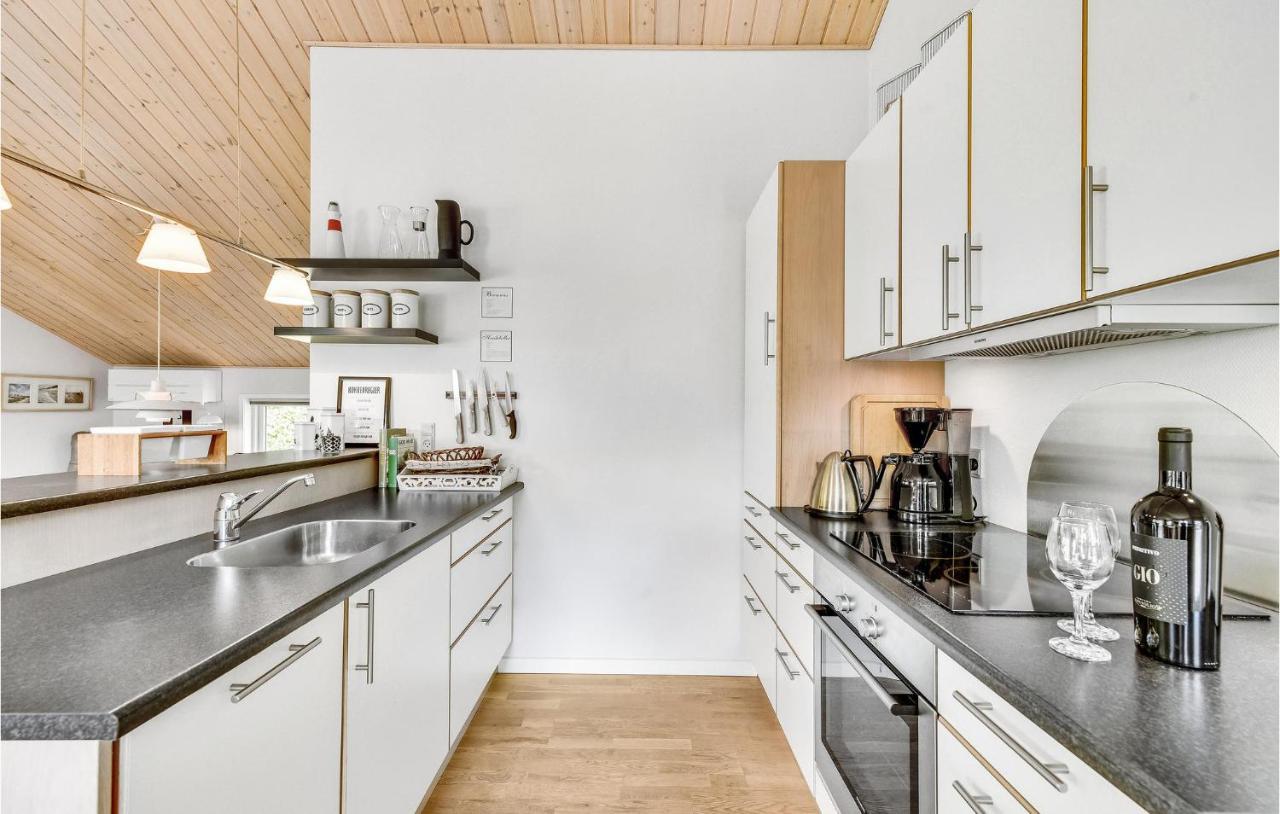 Cozy Home In Tarm With Kitchen Luaran gambar